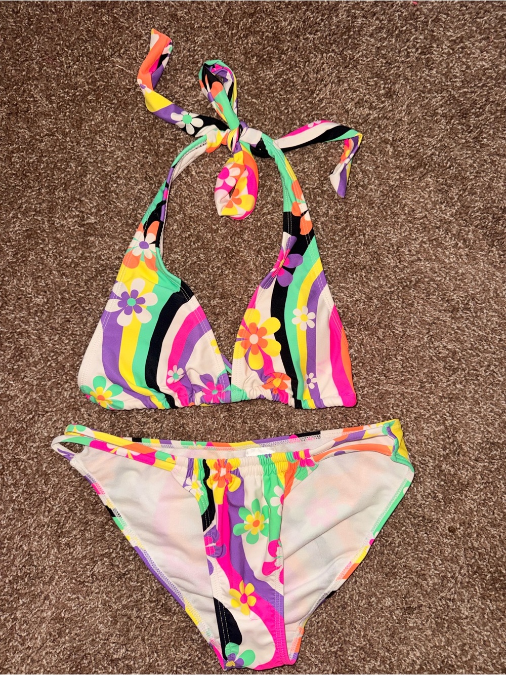 No Boundaries Neon-Kini Ravie💚💜🖤🤍💛🧡